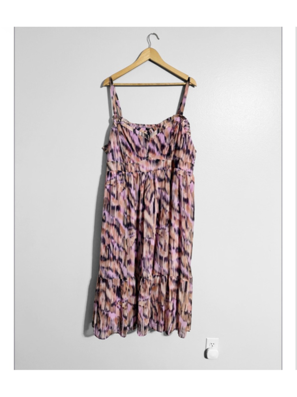Torrid chiffon Tiered Midi Dress - Picture 2 of 4